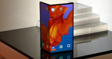 Huawei-unveils-the-5G-foldable