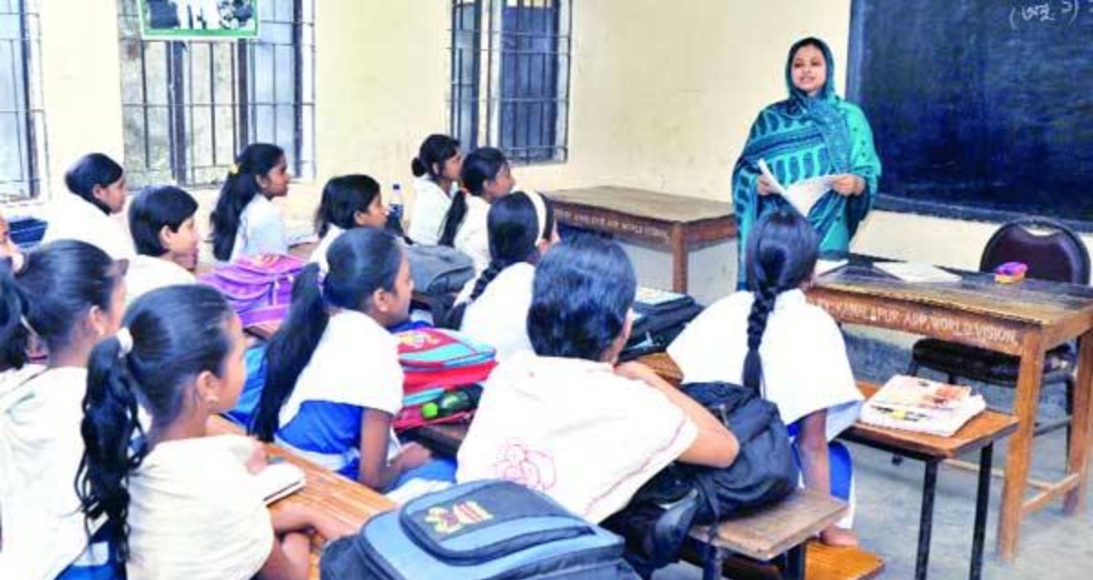 স্কুল-কলেজের টিউশন ফি নীতিমালা জারি