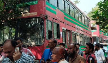 আইইউটি উপাচার্যের প্রশ্ন, শিক্ষার্থীর নিহতের দায় কার