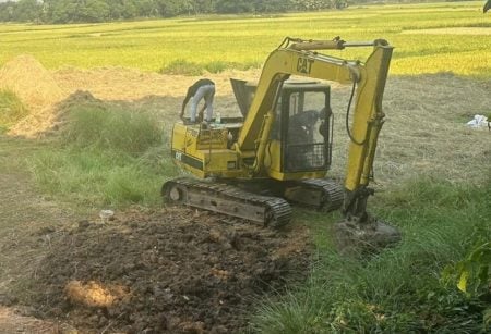 কালীগঞ্জে কৃষি জমির মাটি বিক্রি, অর্ধলক্ষ টাকা অর্থদণ্ড