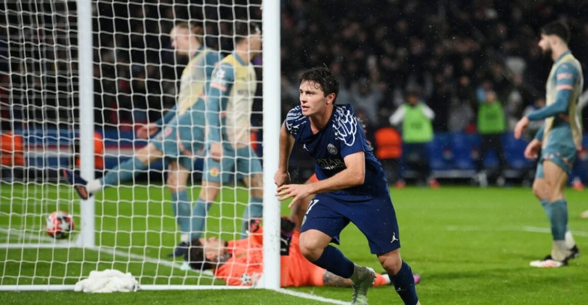 পিএসজির কাছে ৪-২ গোলে ম্যানসিটির হার