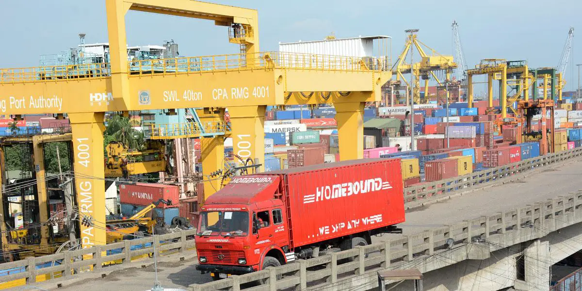 Container jam at Chittagong port