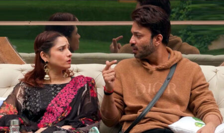 অনুষ্ঠান চলাকালেই স্বামীর গালে চড় বসালেন অঙ্কিতা! বিগ বস্ অঙ্কিতা