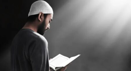 সূরা কদর: বাংলা অর্থ ও উচ্চারণ সূরা কদর: বাংলা অর্থ ও উচ্চারণ