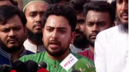 একাত্তর আর চব্বিশ আলাদা