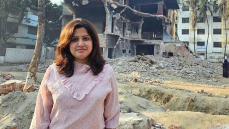 ৩২ নম্বরের সেই ভাঙা