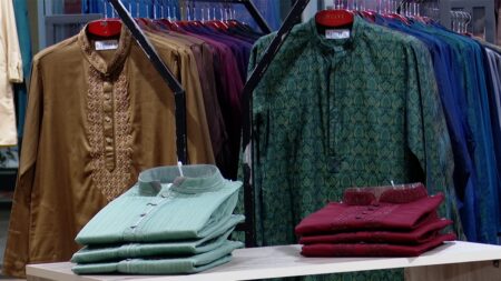 ঈদের কেনাকাটায় পাঞ্জাবির