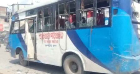 শ্রীপুরে মিনি বাসের চাপায়