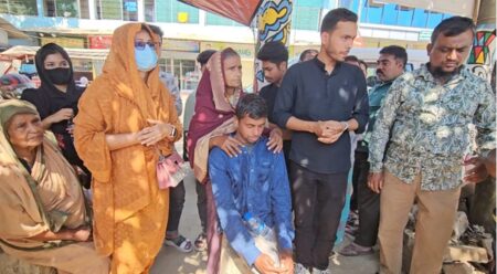 ফেসবুকে ভিডিও দেখে