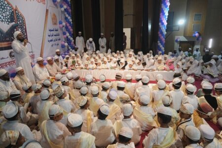 কিশোরগঞ্জে একসঙ্গে কোরআনের