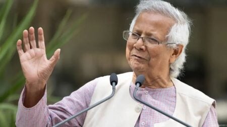 পিকিং বিশ্ববিদ্যালয় থেকে ডক্টরেট ডিগ্রি পাচ্ছেন ড. ইউনূস পিকিং বিশ্ববিদ্যালয় থেকে