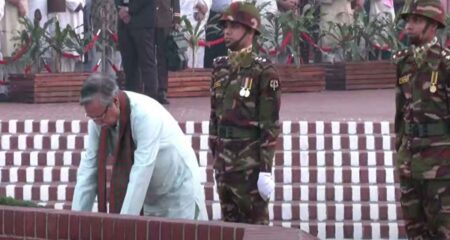 জাতীয় স্মৃতিসৌধে রাষ্ট্রপতির