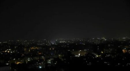 সারা দেশে আজ এক মিনিটের