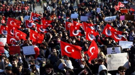 তুরস্কে তৃতীয় দিনের মতো ব্যাপক বিক্ষোভ Turkey