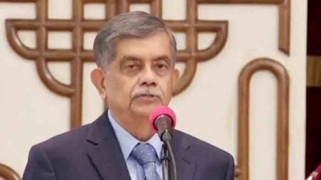 শিক্ষা উপদেষ্টা