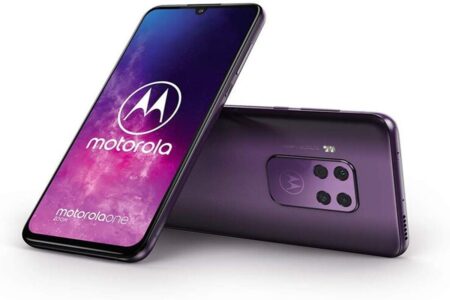 Motorola One Zoom