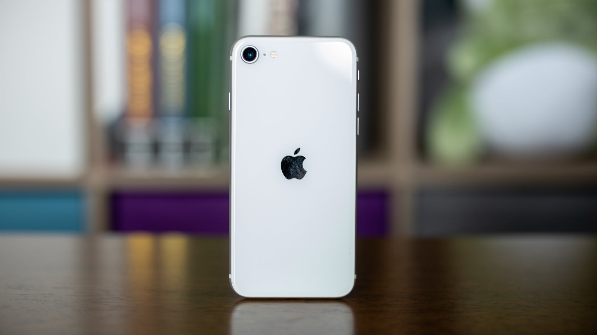 iPhone SE (2020) 