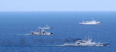 যৌথ সামরিক মহড়া