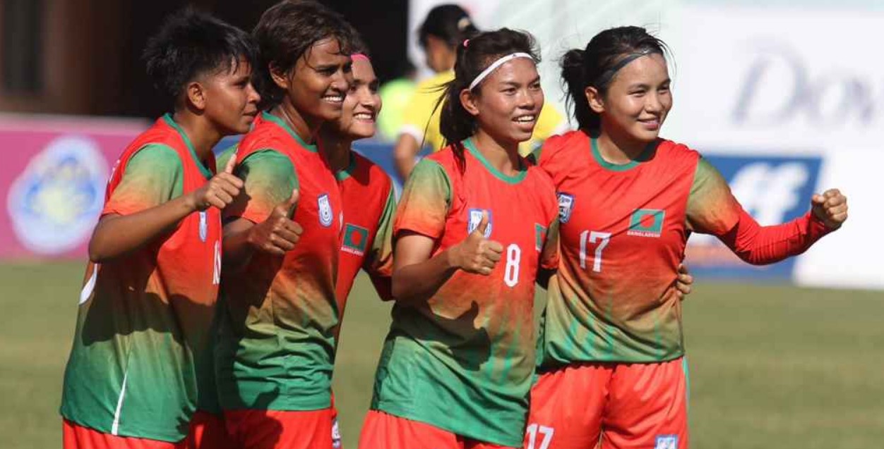 নারী ফুটবলার