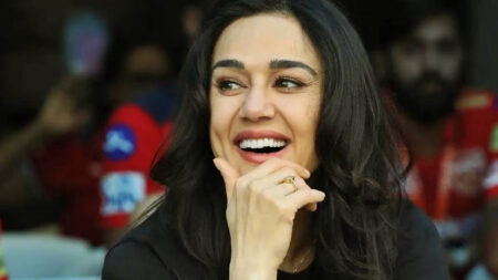 অভিনেত্রী প্রীতি