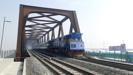 দীর্ঘতম রেলসেতু