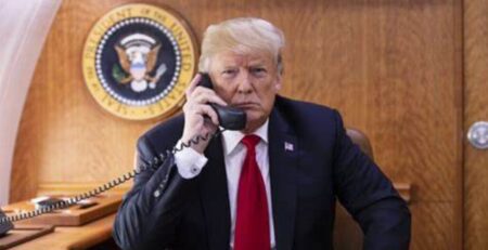 ইংরেজিকে যুক্তরাষ্ট্রের দাপ্তরিক ভাষা হিসেবে ঘোষণা যুক্তরাষ্ট্রের দাপ্তরিক ভাষা