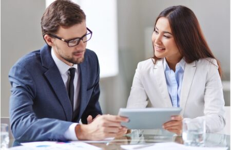 যেসব কাজ করলে কর্মক্ষেত্রে সম্মান পাবেন কর্মক্ষেত্রে সম্মান