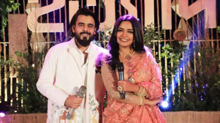 গায়ক বনে গেলেন সিয়াম