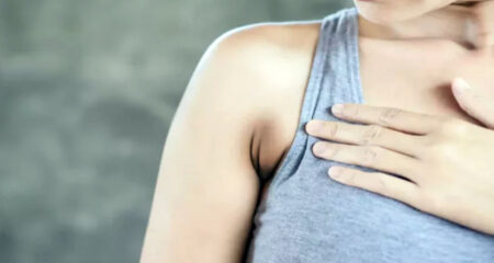 ১টি মাত্র জিনিসেই দূর হবে বগলের কালো দাগ দাগ