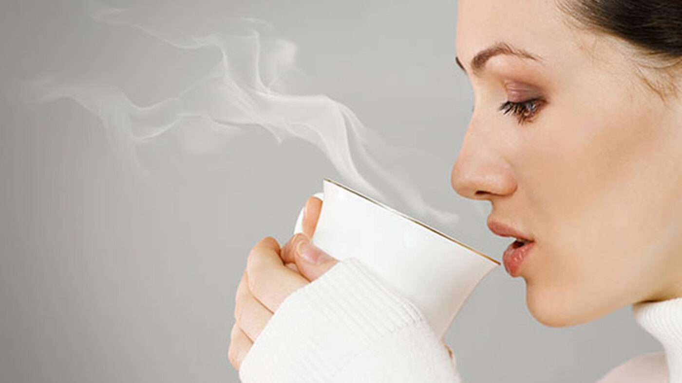 গরমেও গরম পানি পান