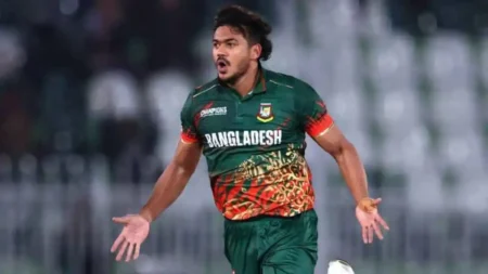 দেশ ছেড়েছেন তাসকিন