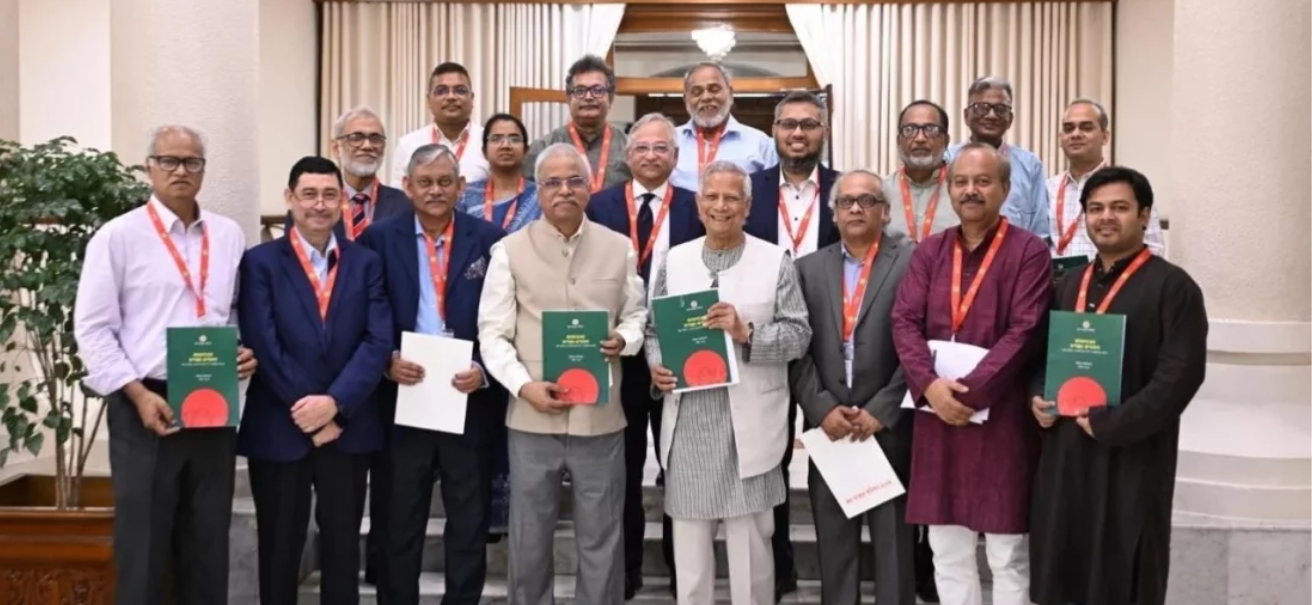 সাংবাদিক