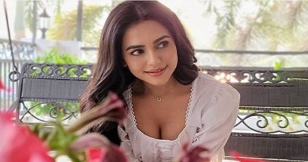নুসরাত ফারিয়াকে কারাগারে
