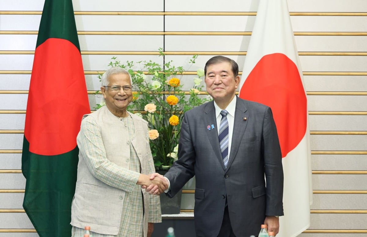 আজ ঢাকা ফিরছেন প্রধান