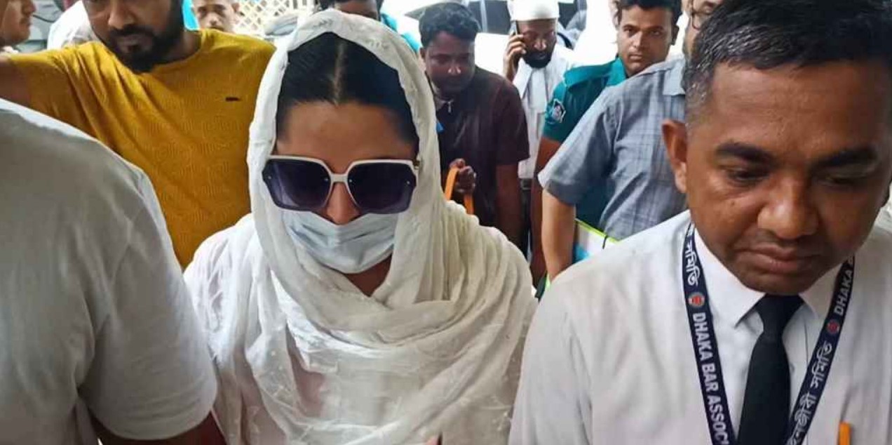 আদালতে পরীমণি
