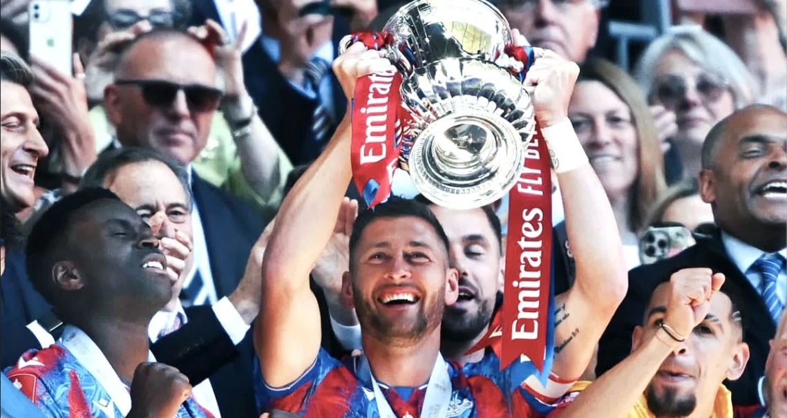 ক্রিস্টাল প্যালেস