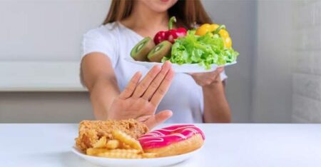 গরমে আরাম দেবে যেসব খাবার গরমে খাবার