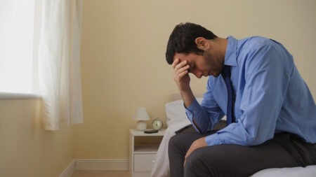 পুরুষরা রোগে আক্রান্ত