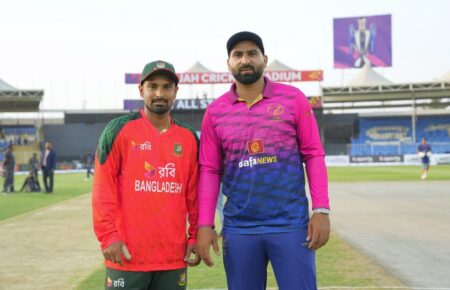 বাংলাদেশ - আমিরাত অধিনায়ক