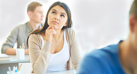 মেয়েটি বুদ্ধিমান ও স্মার্টর