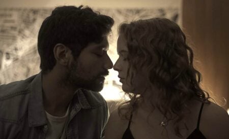 সুখের সংসার, তবু একজন বিবাহিত নারী প্রেমে জড়ালেন কেন? বিবাহিত নারীর প্রেম