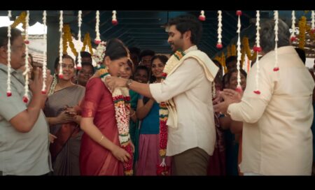 romantic videos Meendum Pirandheno