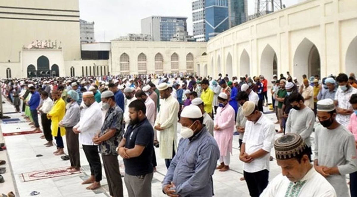 জাতীয় মসজিদে ঈদের