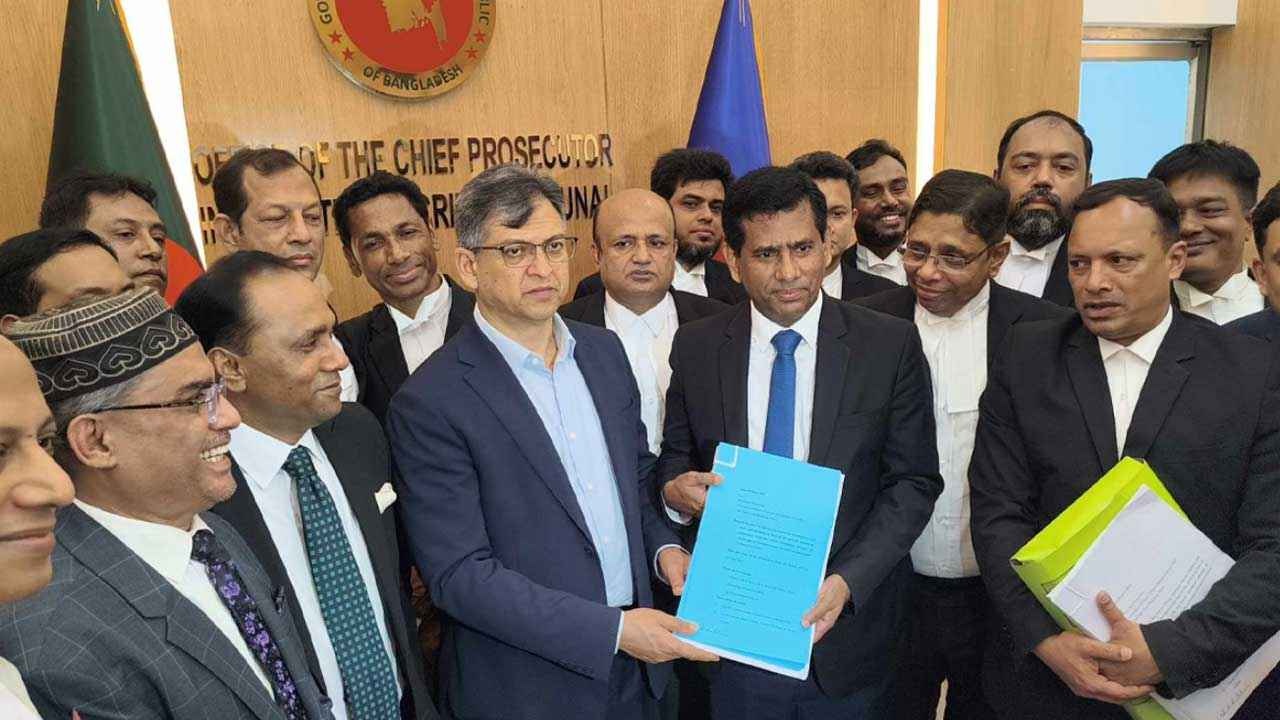 হাসিনাসহ ৭ জনের বিরুদ্ধে
