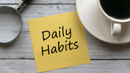 Daily Habits: Transform Your Success by Mastering Everyday Routines Daily Habits: Transform Your Success by Mastering Everyday Routines