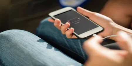 Daily Habits to Make Your Smartphone Battery Last Longer