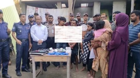 সিসিটিভি ক্যামেরা বসিয়ে বাড়িতে মাদক ব্যবসা, ৫ ভাই-বোন আটক Drug Dealer