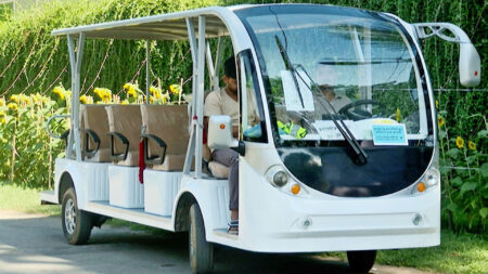 Electric-shuttle-car