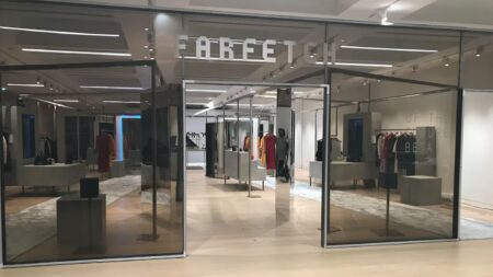 Farfetch Fashion Innovation:A Leader in Luxury E-Commerce