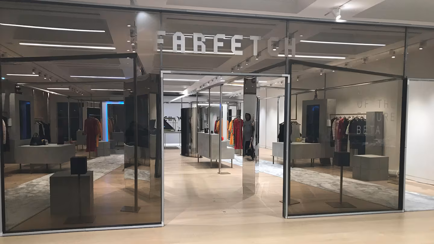 Farfetch Fashion Innovation:A Leader in Luxury E-Commerce